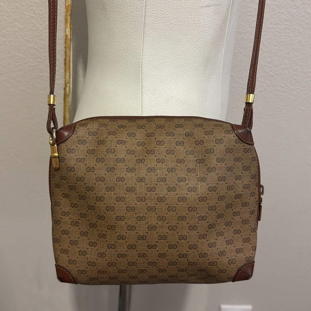 Gucci Micro GG Monogram Messenger Bag Vintage - Picture 7 of 12